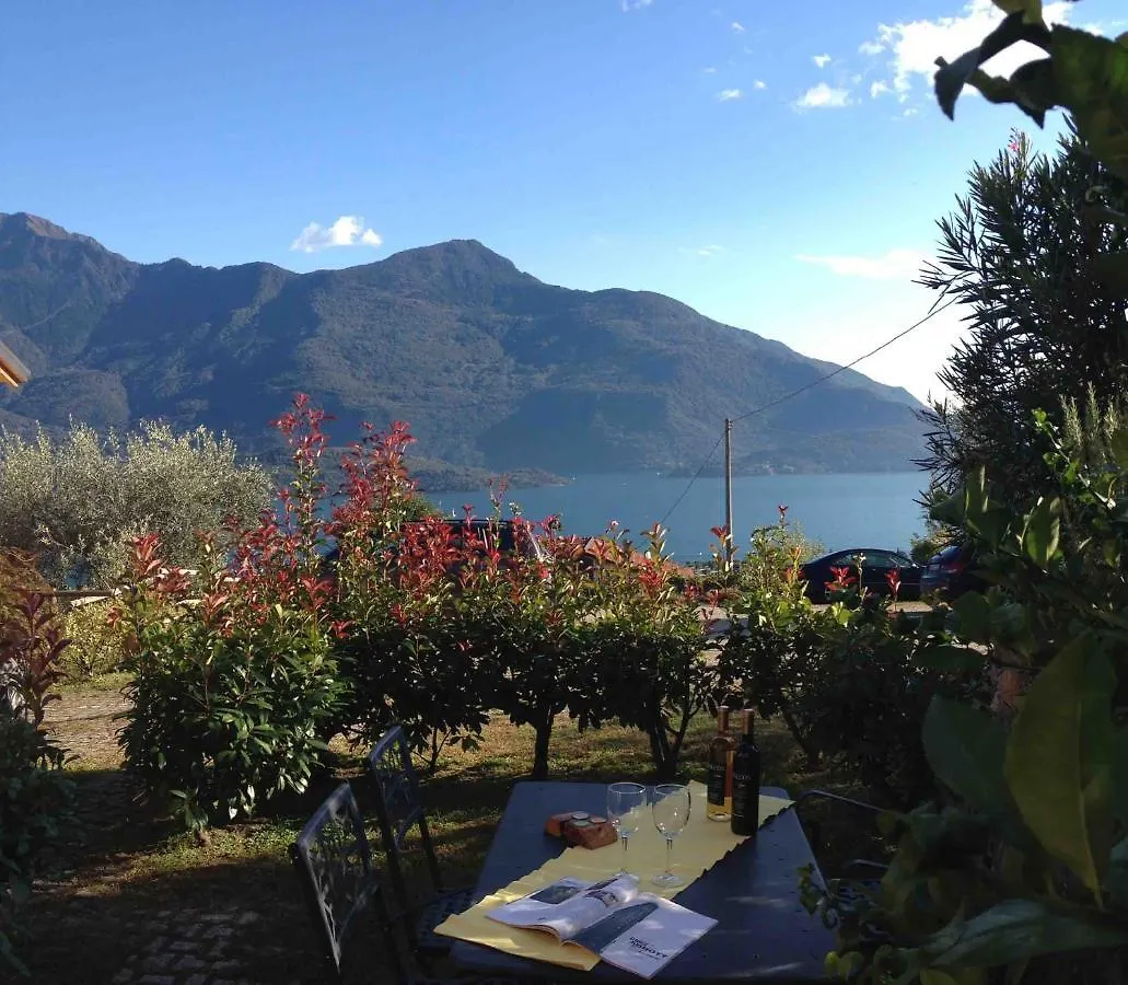 Residence La Collina Vercana Aparthotel