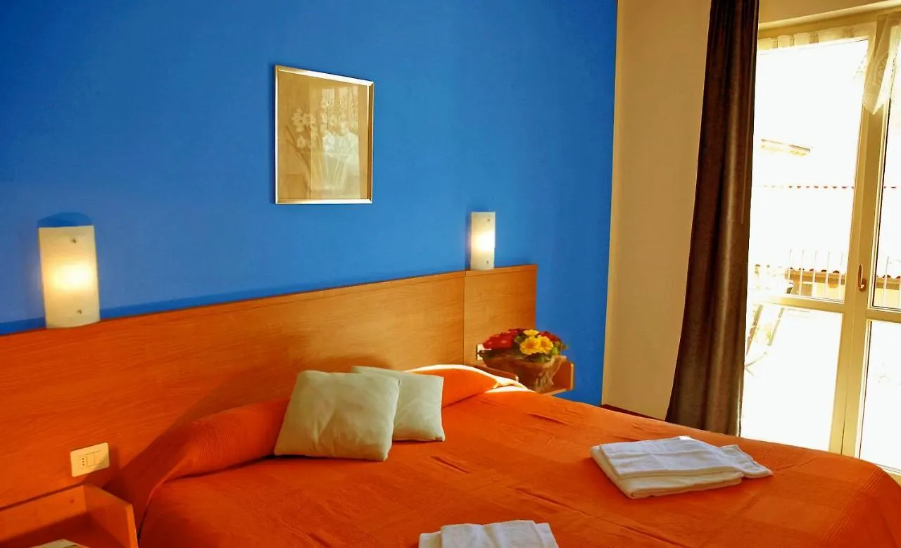 Residence La Collina Vercana 3*,  Italy