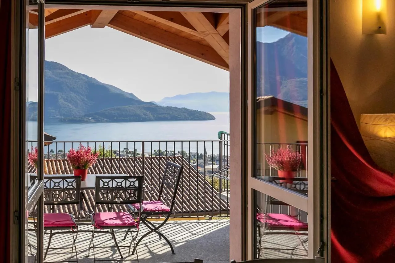 *** Aparthotel Residence La Collina Vercana Italia