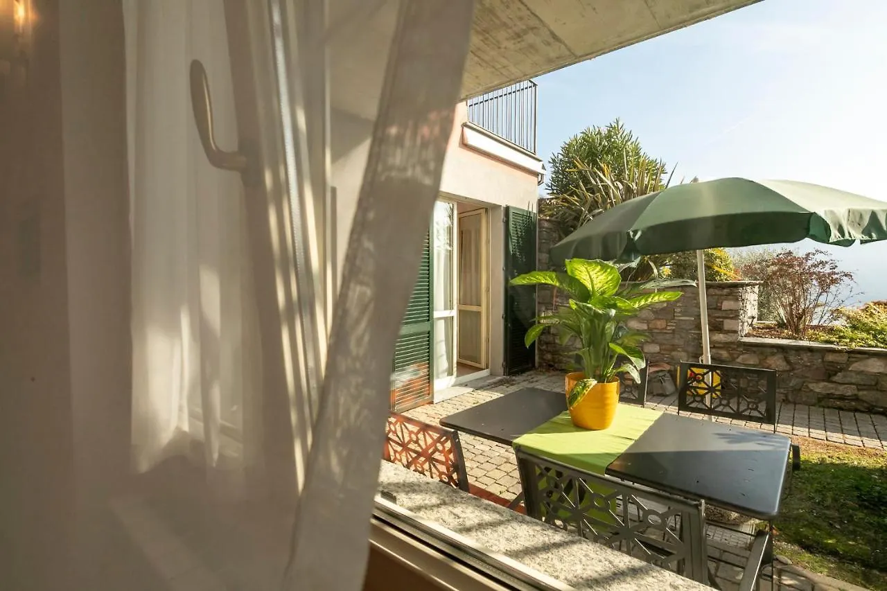Residence La Collina Vercana Italia