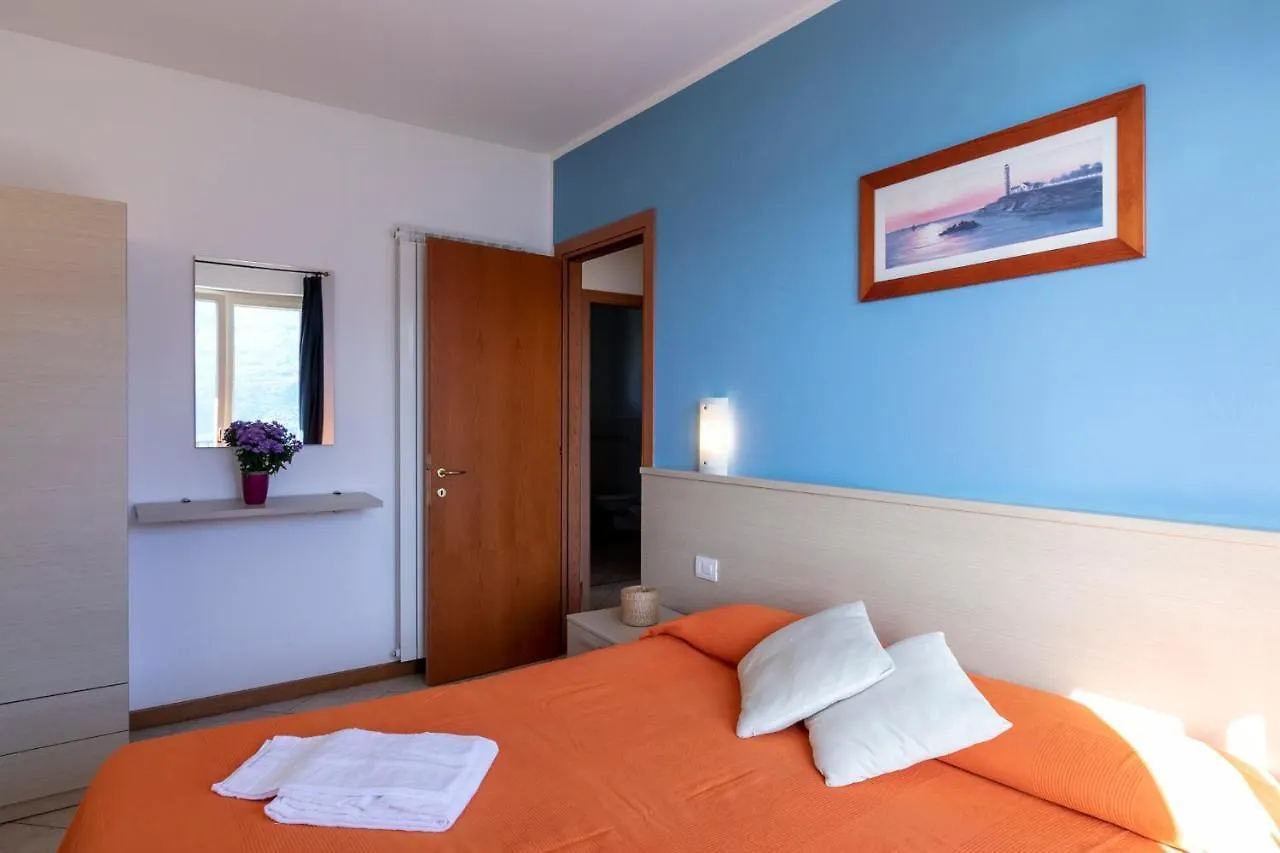 *** Aparthotel Residence La Collina Vercana Italia