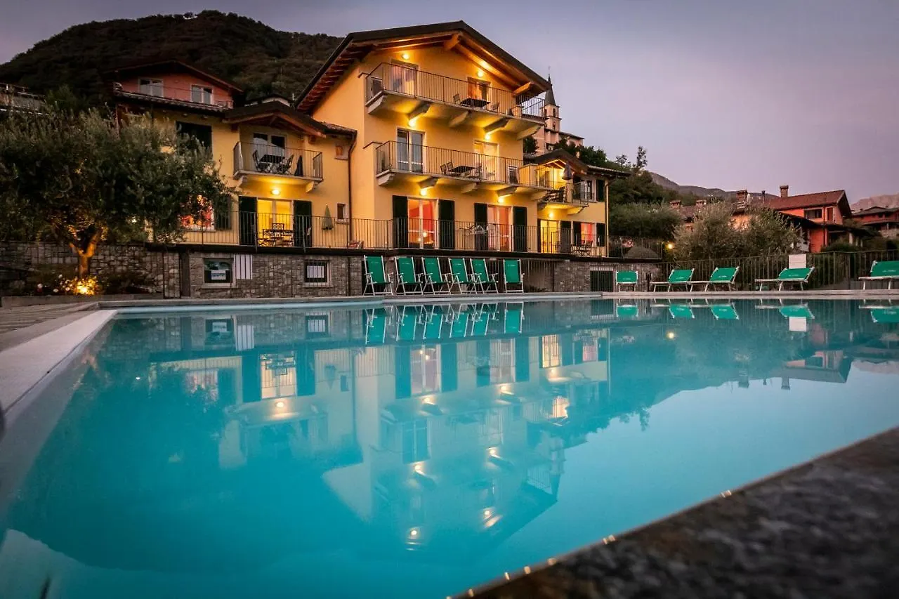 Residence La Collina Vercana Italia