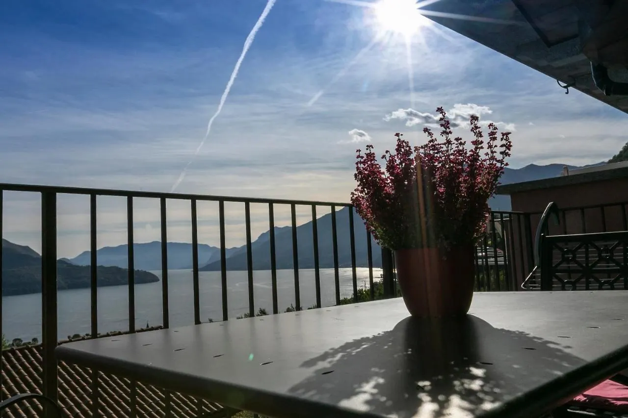 Residence La Collina Vercana Aparthotel