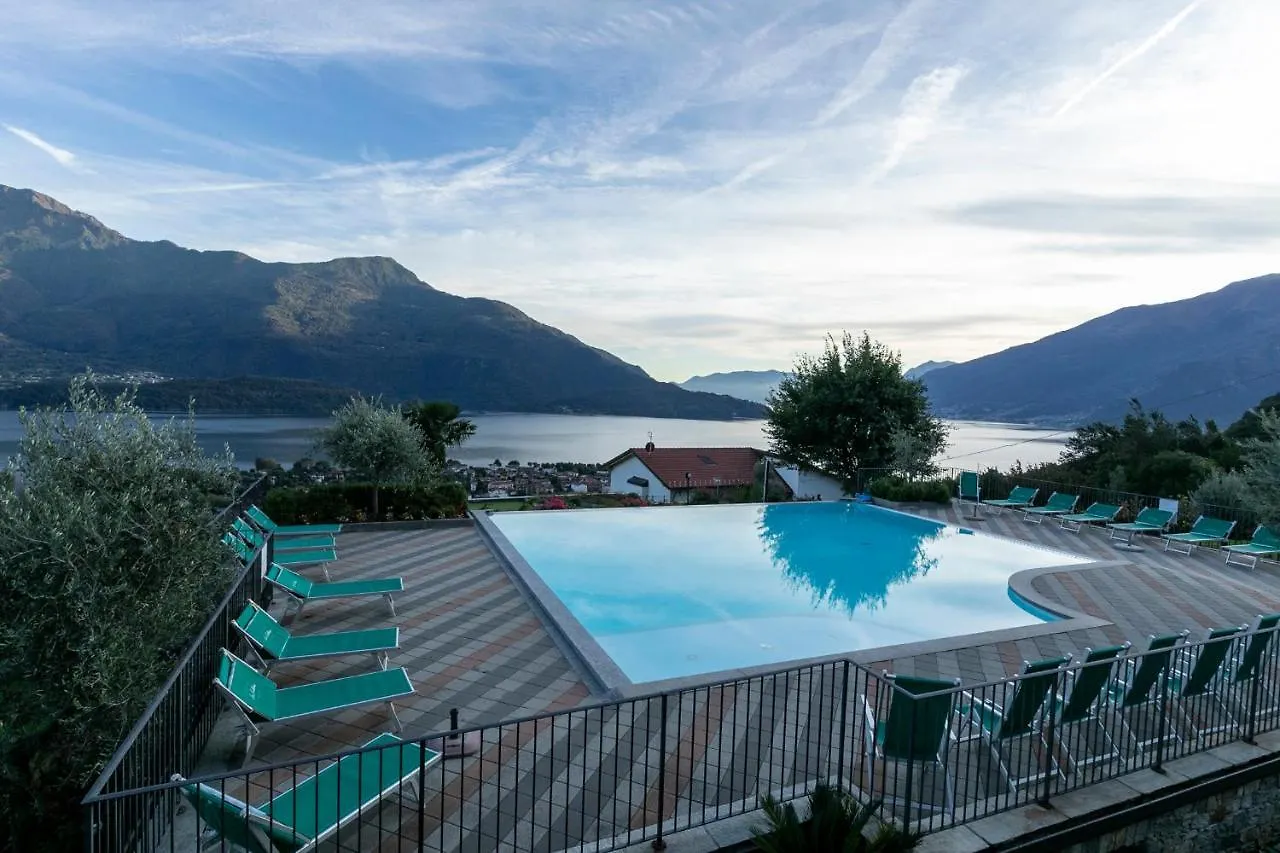 Residence La Collina Vercana Aparthotel